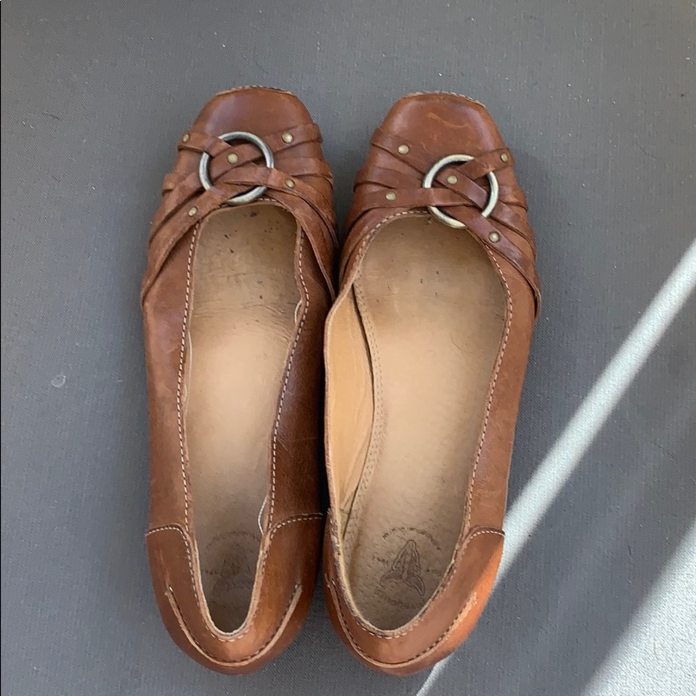 Brown flats